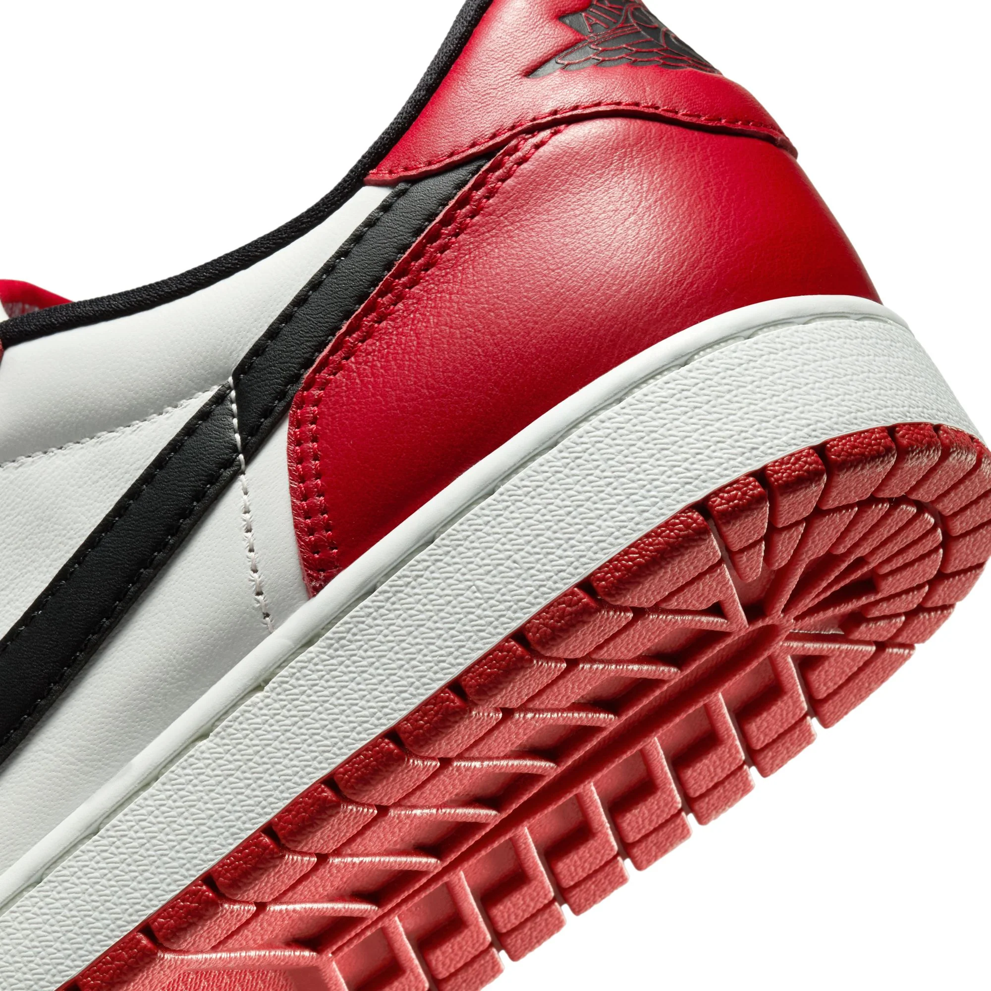 Air Jordan 1 Retro Low "Chicago" Varsity Red/Black-Summit White - Image 4