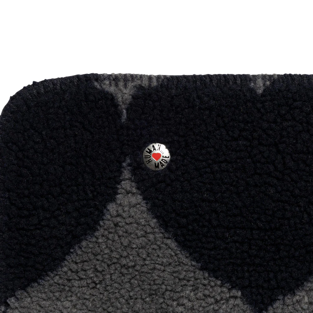 Human Made -  "Heart Fleece Blanket" - Image 8